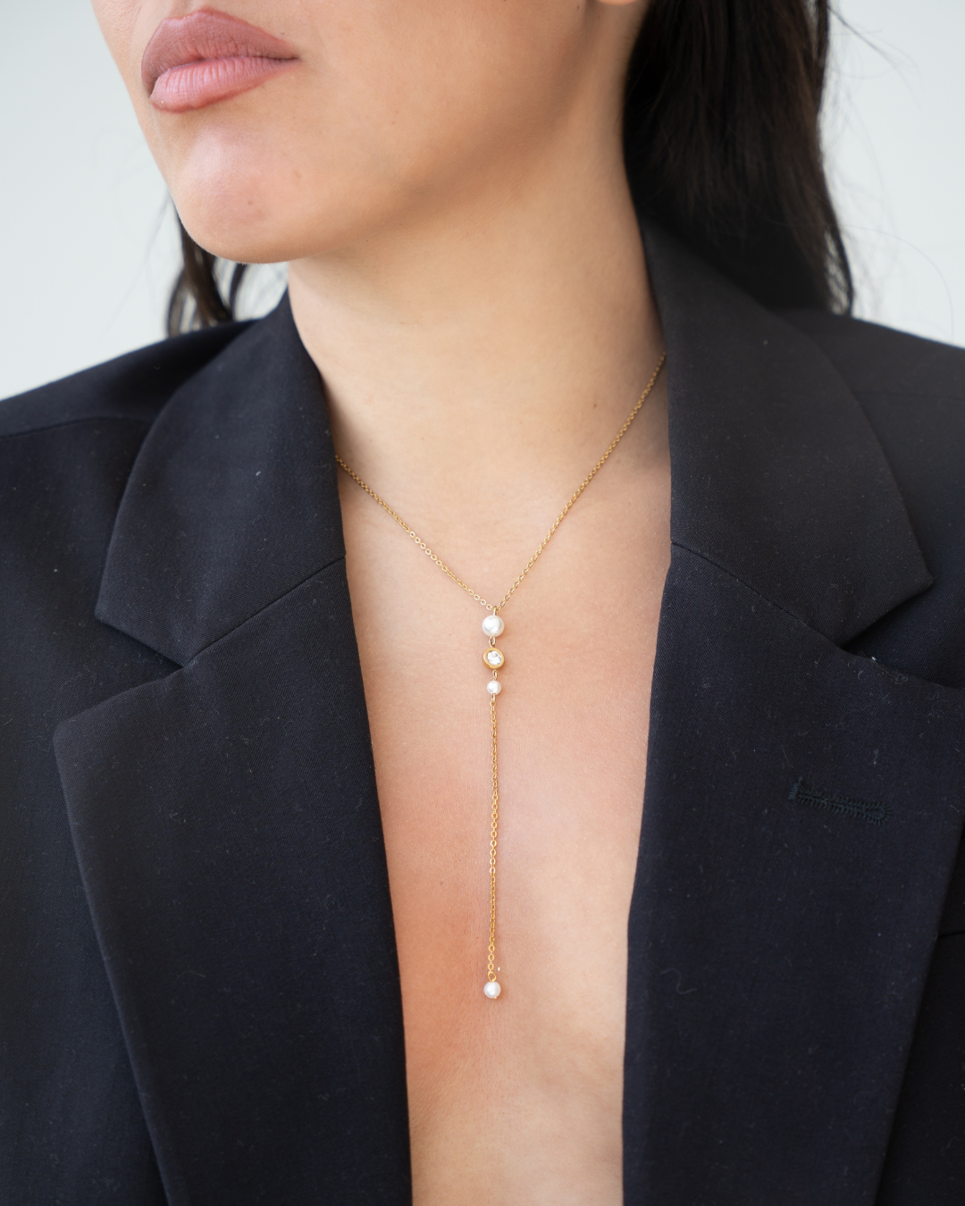 Luna Lariat